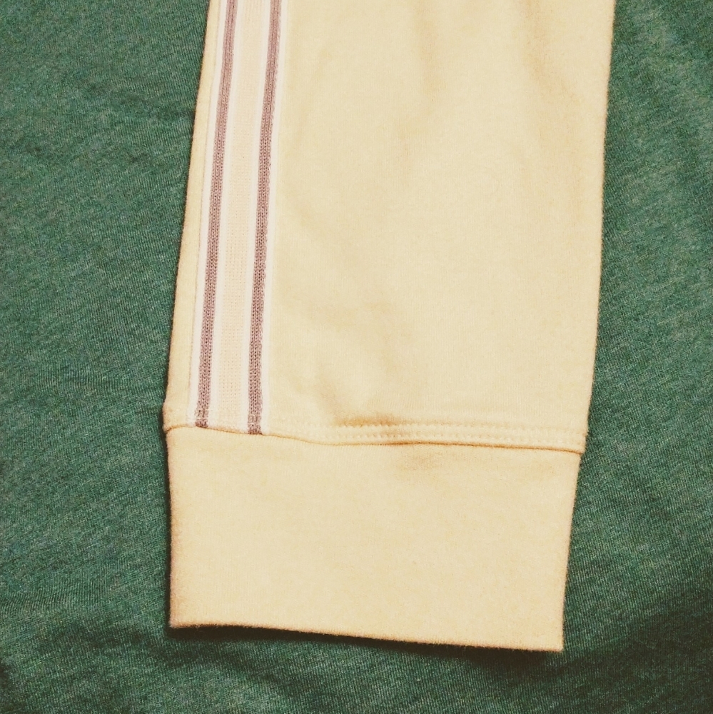 Two piece jogger set - Picture 9 of 10